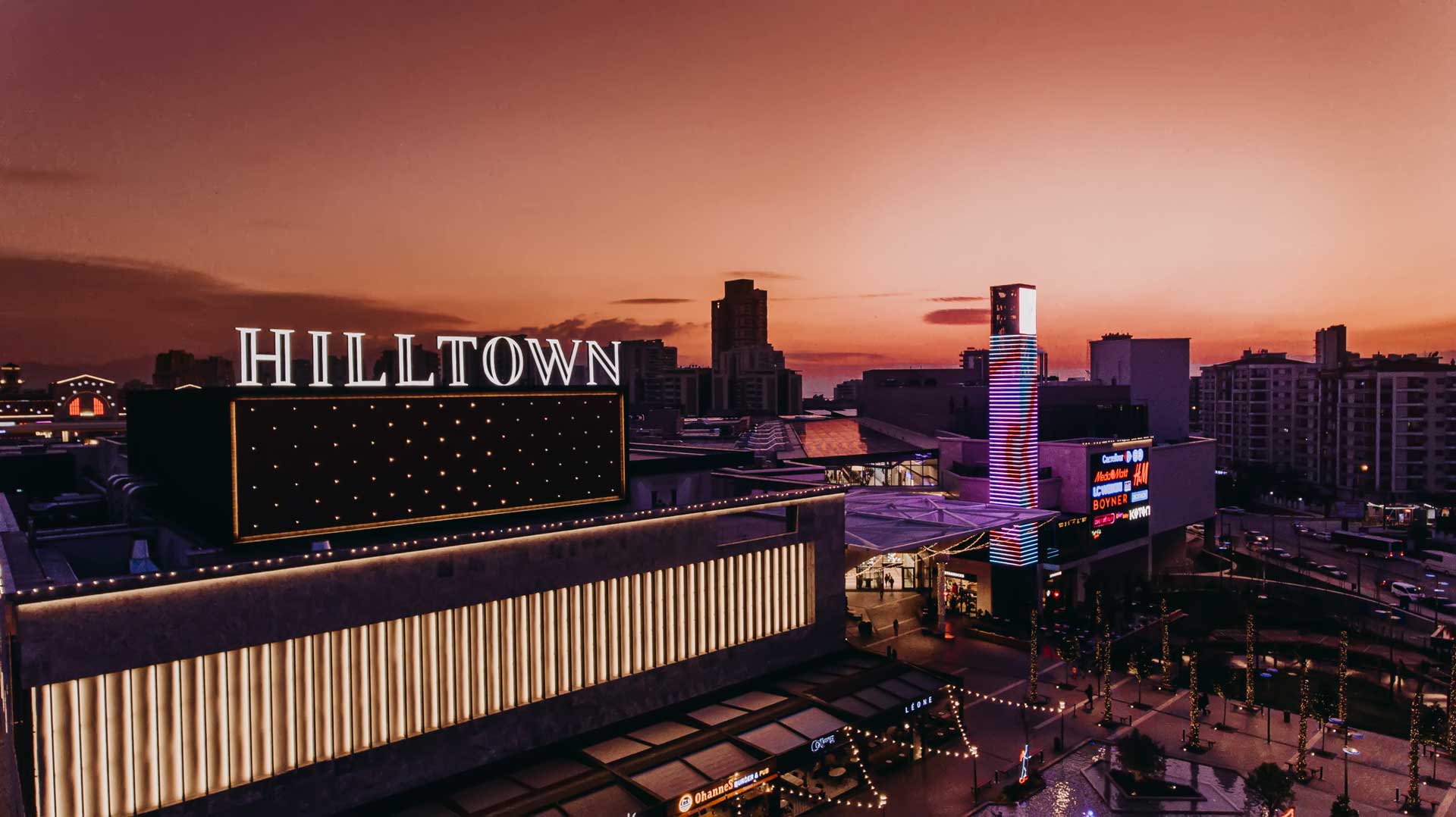 hilltownAVM02.jpg