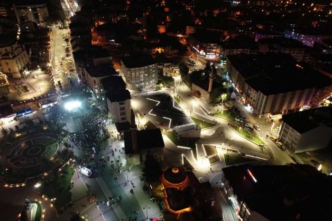 bolu-imaret-square-06.jpg
